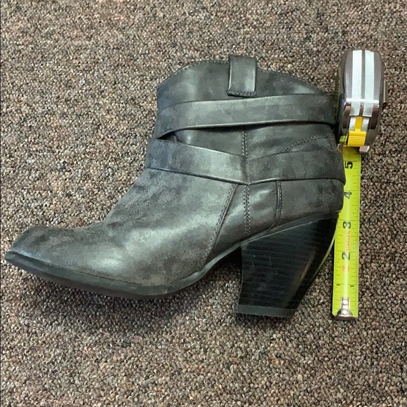 Size 7.5 Faded Glory Ankle Boots. - Picture 5 of 5